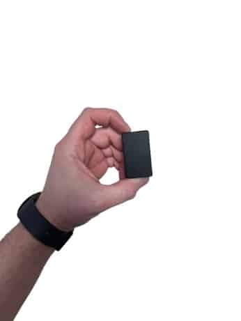 Mini lokalizator GPS z magnesami