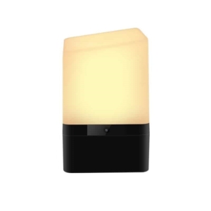 Lampka nocna ukryta kamera